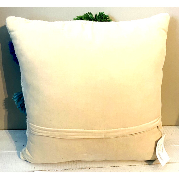 New with Tags Peking Handicraft Hook Pillow 15" x 15" Floral Vase Design - Picture 7 of 9